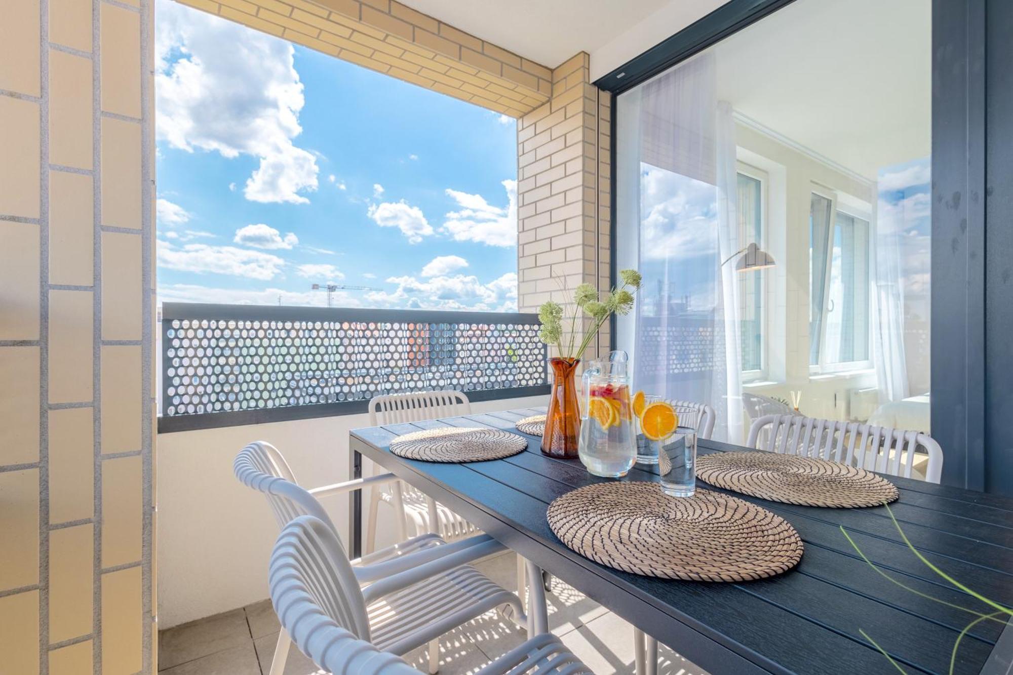 Апартаменти Bright 2Br - 7Th Floor, Balcony, Free Parking By Gravity Прага Екстер'єр фото
