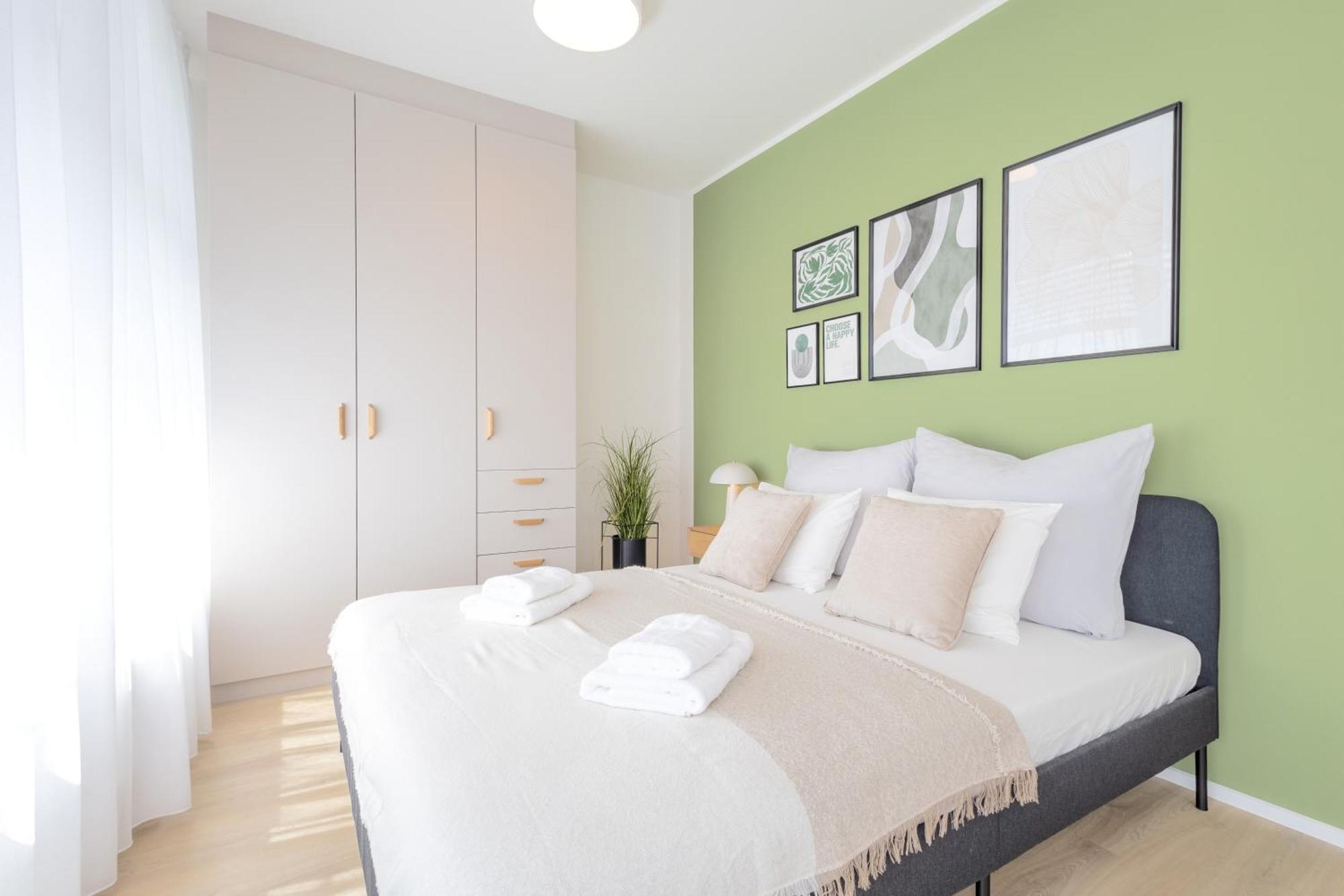 Апартаменти Bright 2Br - 7Th Floor, Balcony, Free Parking By Gravity Прага Екстер'єр фото